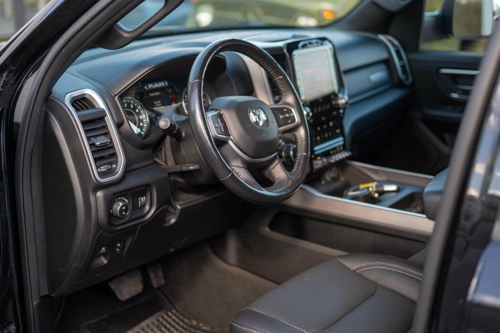 
Dodge RAM 1500 5,7 Bighorn Sport PXJ Leder LED full									