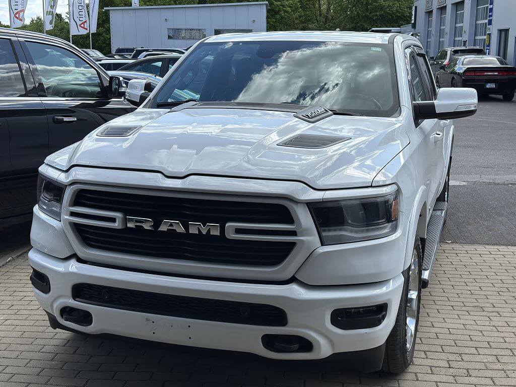 Dodge RAM 1500 DT 5,7L BIGHORN