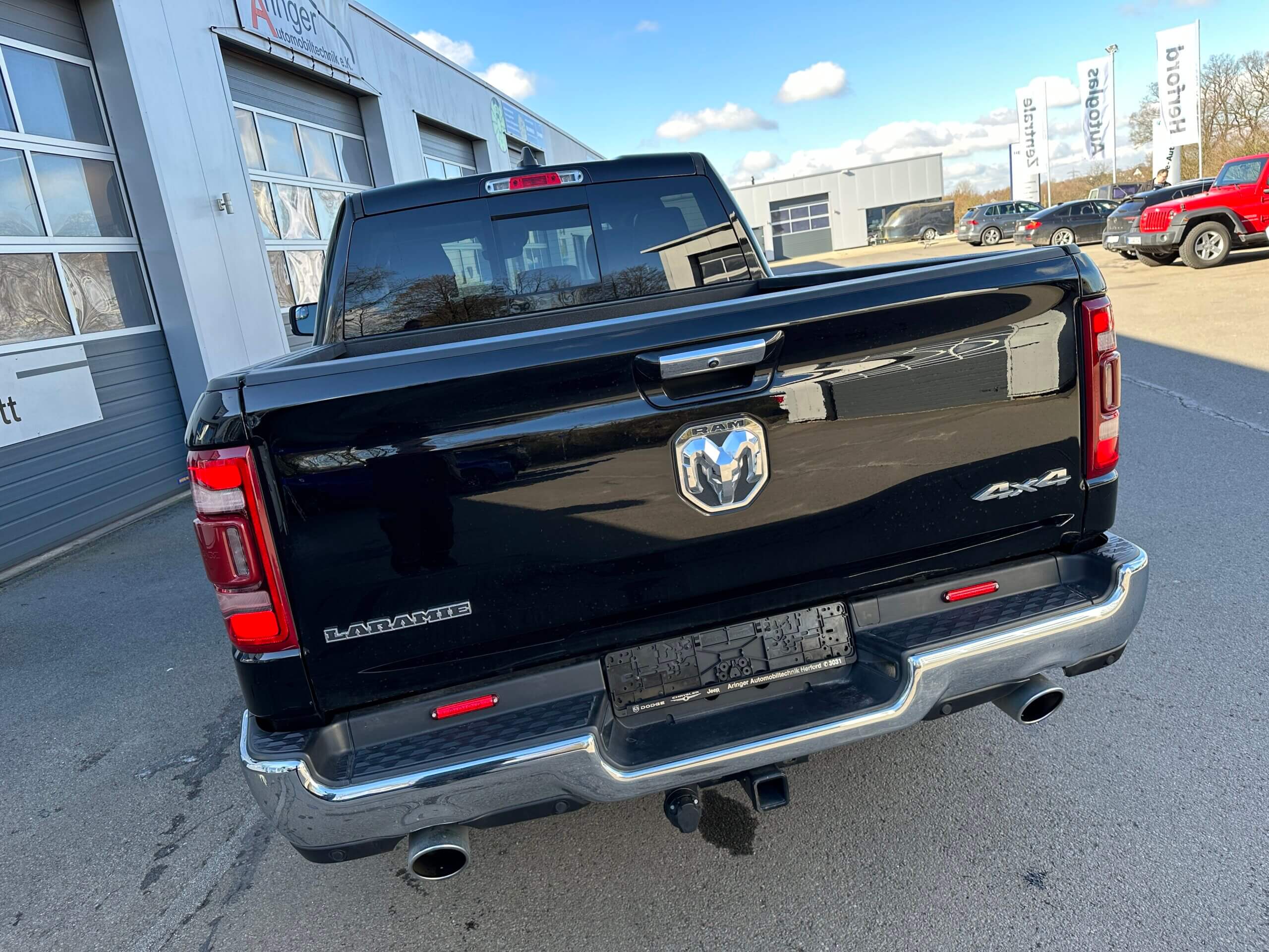 
RAM 1500 5,7 E-Torque Bighorn 12″ + LPG (4.000€) full									